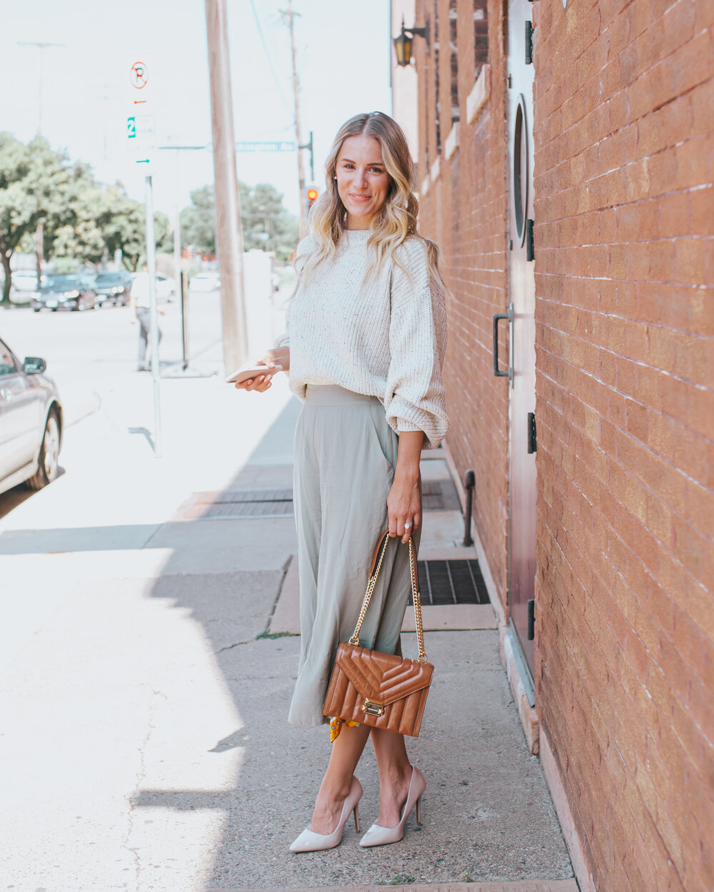 fall outfit culottes sweater and heels.jpg